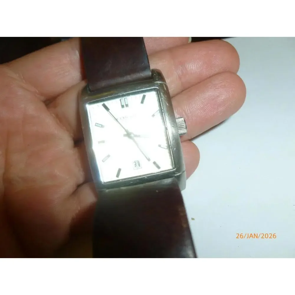 Fossil Arkitekt FS-2964 28mm Silver Tone Date Watch‎ w/Leather Band